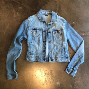 Crop denim jacket